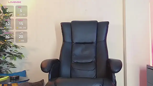 HenryBenso online show from September 22, 2025, 6:14 pm