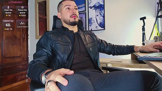 HenryBenso online show from November 3, 2025, 9:57 am