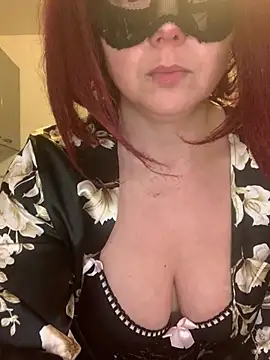 la petite prunette69 online show from March 18, 2025, 10:48 pm