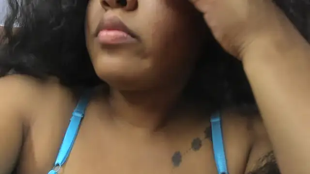 makena18 online show from October 5, 2025, 1:46 pm