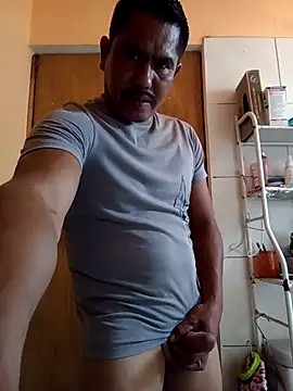 Snapshot of negro15cm17 chatting on October 2, 2025, 4:10 pm negro15cm17 online show from October 2, 2025, 4:10 pm