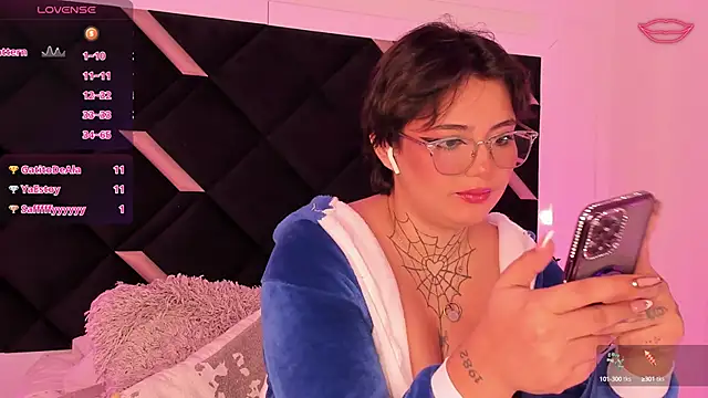 Snapshot of Ala_Rasi_ chatting on March 23, 2025, 6:47 am Ala Rasi  online show from March 23, 2025, 6:47 am