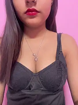 Snapshot of samaya-21 chatting on February 9, 2026, 6:28 pm samaya-21 online show from February 9, 2026, 6:28 pm