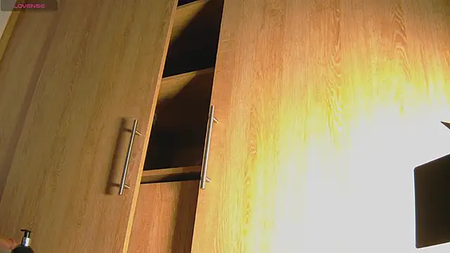 Snapshot of aidaadams chatting on October 27, 2025, 11:22 am aidaadams online show from October 27, 2025, 11:22 am