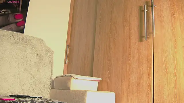 Snapshot of aidaadams chatting on October 9, 2025, 11:22 am aidaadams online show from October 9, 2025, 11:22 am