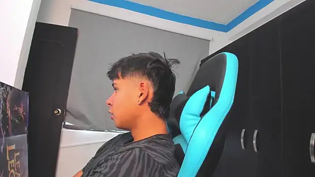 Bray Kevin online show from October 31, 2025, 5:20 pm