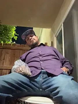 Snapshot of MrDickUdown24_7 chatting on March 10, 2025, 2:50 am MrDickUdown24 7 online show from March 10, 2025, 2:50 am