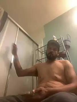 Snapshot of MrDickUdown24_7 chatting on November 4, 2025, 1:09 am MrDickUdown24 7 online show from November 4, 2025, 1:09 am