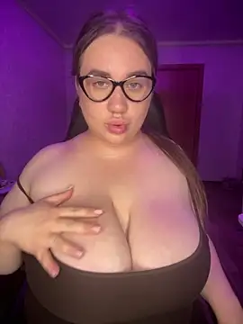 GabiBoobs online show from June 10, 2026, 6:09 pm