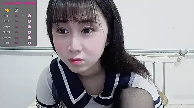 mimi-yangyang online show from March 7, 2025, 11:29 am