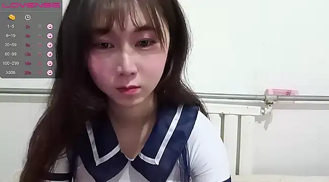 mimi-yangyang online show from January 26, 2025, 6:06 pm