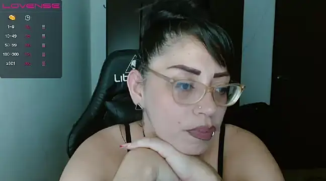 Snapshot of natashasmithe chatting on January 26, 2025, 7:32 am natashasmithe online show from January 26, 2025, 7:32 am