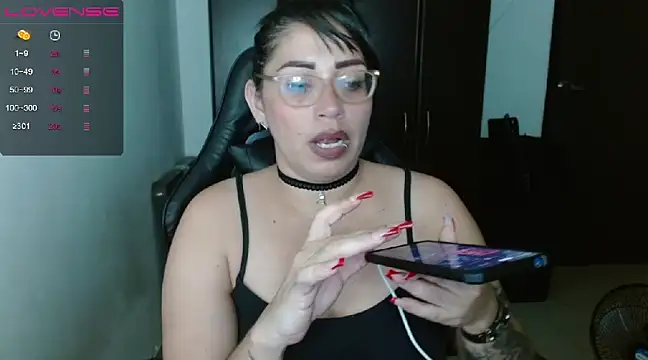 Snapshot of natashasmithe chatting on January 25, 2025, 6:23 am natashasmithe online show from January 25, 2025, 6:23 am