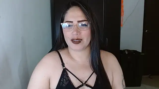 Snapshot of natashasmithe chatting on October 19, 2025, 7:27 pm natashasmithe online show from October 19, 2025, 7:27 pm