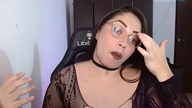 Snapshot of natashasmithe chatting on September 24, 2025, 12:51 am natashasmithe online show from September 24, 2025, 12:51 am