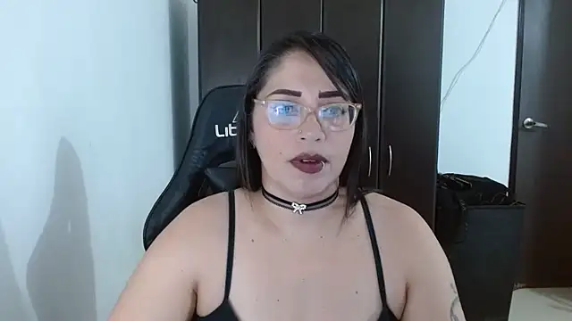 Snapshot of natashasmithe chatting on February 18, 2025, 8:14 pm natashasmithe online show from February 18, 2025, 8:14 pm
