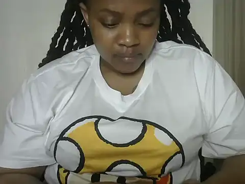 Snapshot of Brown_sexy chatting on January 18, 2025, 9:34 pm Brown sexy online show from January 18, 2025, 9:34 pm