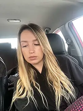 Snapshot of StasyWood chatting on February 8, 2025, 3:30 am StasyWood online show from February 8, 2025, 3:30 am