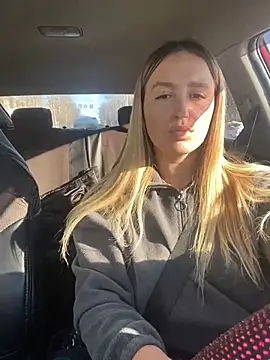 Snapshot of StasyWood chatting on February 7, 2025, 7:07 am StasyWood online show from February 7, 2025, 7:07 am