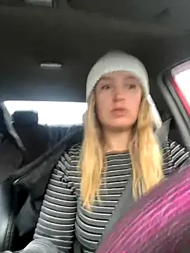 Snapshot of StasyWood chatting on October 26, 2025, 1:50 am StasyWood online show from October 26, 2025, 1:50 am