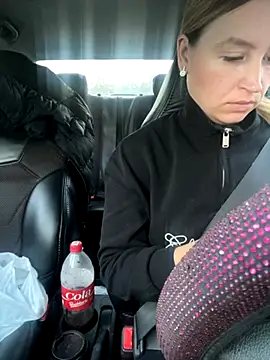 Snapshot of StasyWood chatting on October 15, 2025, 1:04 am StasyWood online show from October 15, 2025, 1:04 am