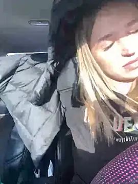 Snapshot of StasyWood chatting on February 19, 2025, 4:12 am StasyWood online show from February 19, 2025, 4:12 am