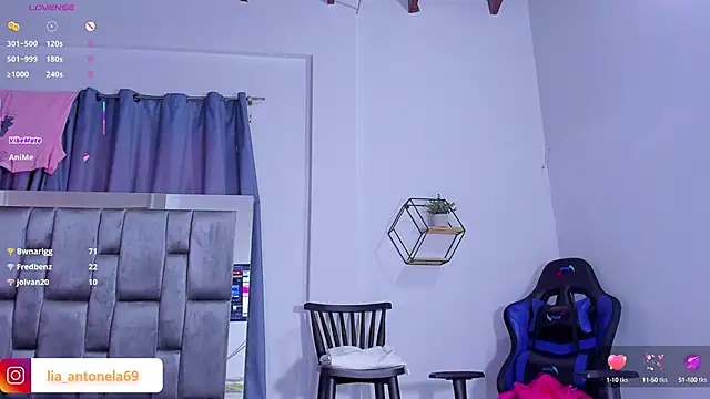 Antonellahorny69 online show from February 25, 2025, 11:32 am