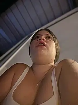 Snapshot of Natalia_Cleark09 chatting on September 27, 2025, 1:12 am Natalia Cleark09 online show from September 27, 2025, 1:12 am