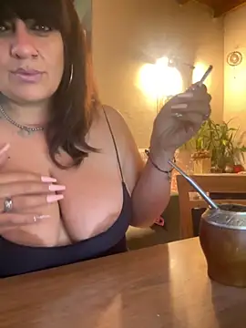 Sensualmente333 online show from November 22, 2025, 12:48 pm