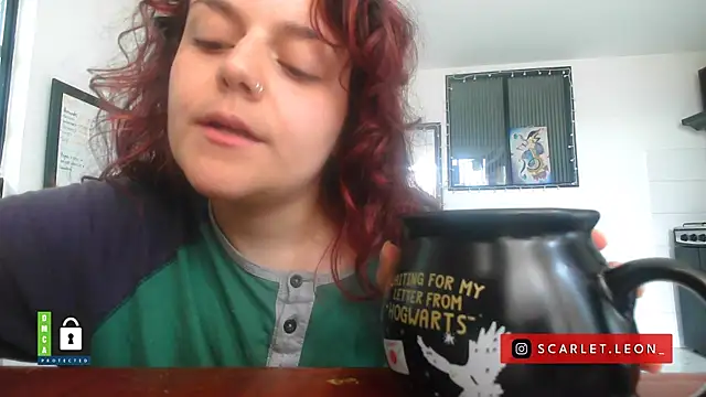 Scarletleon77 online show from January 15, 2026, 3:04 pm