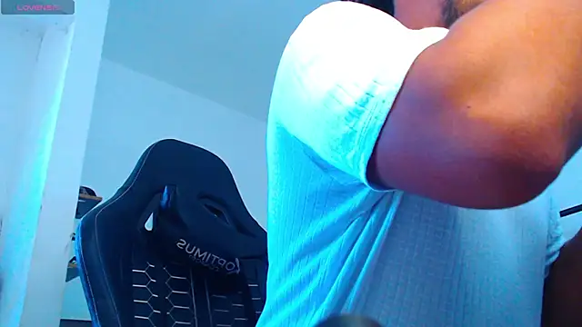 Snapshot of yosoy_enzo2020 chatting on February 10, 2026, 1:10 pm yosoy enzo2020 online show from February 10, 2026, 1:10 pm