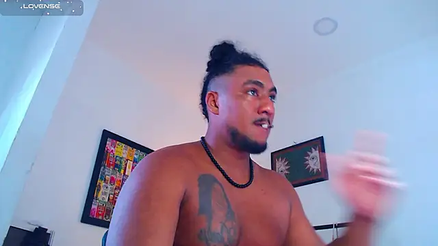 yosoy enzo2020 online show from March 6, 2026, 12:44 pm