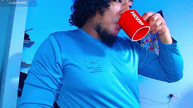 yosoy enzo2020 online show from December 4, 2025, 12:09 am