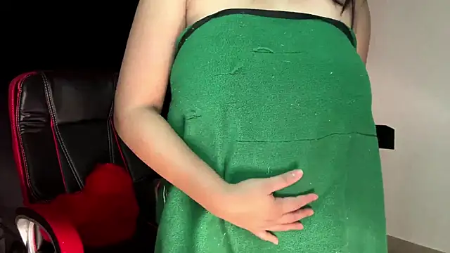 Snapshot of tigress_kashish chatting on February 18, 2025, 11:30 pm tigress kashish online show from February 18, 2025, 11:30 pm