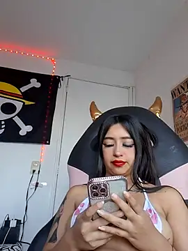 Snapshot of Hot_sophie_ chatting on January 23, 2025, 10:22 pm Hot sophie online show from January 23, 2025, 10:22 pm