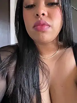 PUSHYLATE online show from October 26, 2025, 3:56 pm