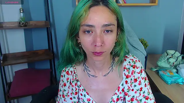 Erika Stevens online show from September 24, 2025, 7:20 pm