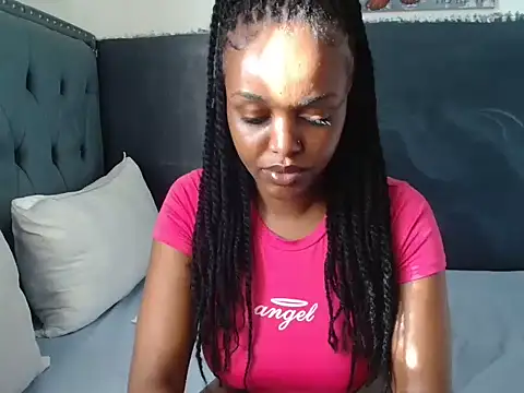 FaeMDom2 online show from October 15, 2025, 1:52 pm