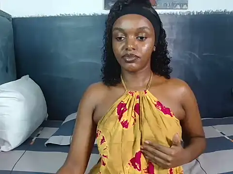 FaeMDom2 online show from July 12, 2026, 2:51 pm