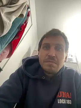 Elisabethandjack online show from April 30, 2026, 2:29 am