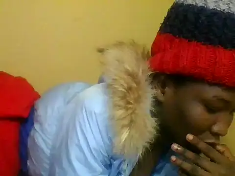 Snapshot of just_nala chatting on October 5, 2025, 3:52 am just nala online show from October 5, 2025, 3:52 am