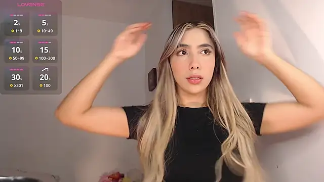 Snapshot of Marian_se chatting on October 21, 2025, 10:42 pm Marian se online show from October 21, 2025, 10:42 pm