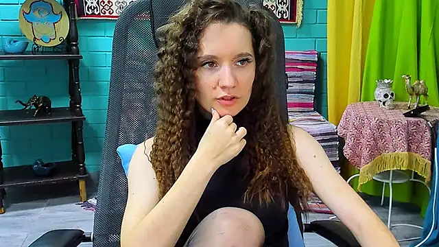 Miss Barbara  online show from February 21, 2025, 12:27 pm