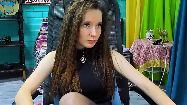 Miss Barbara  online show from February 28, 2025, 2:20 pm