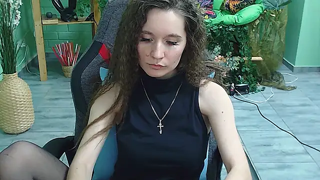 Miss Barbara  online show from February 27, 2025, 9:04 pm