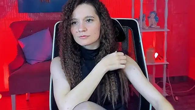 Miss Barbara  online show from February 25, 2025, 3:09 pm