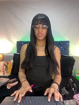 Snapshot of valentinabaez chatting on October 9, 2025, 6:52 pm valentinabaez online show from October 9, 2025, 6:52 pm