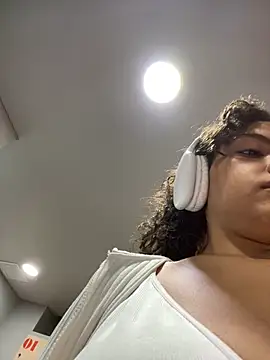 Nathcurly  online show from January 25, 2025, 2:47 am