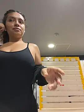 Nathcurly  online show from December 27, 2024, 2:36 am