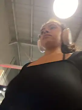 Nathcurly  online show from February 11, 2025, 2:57 am